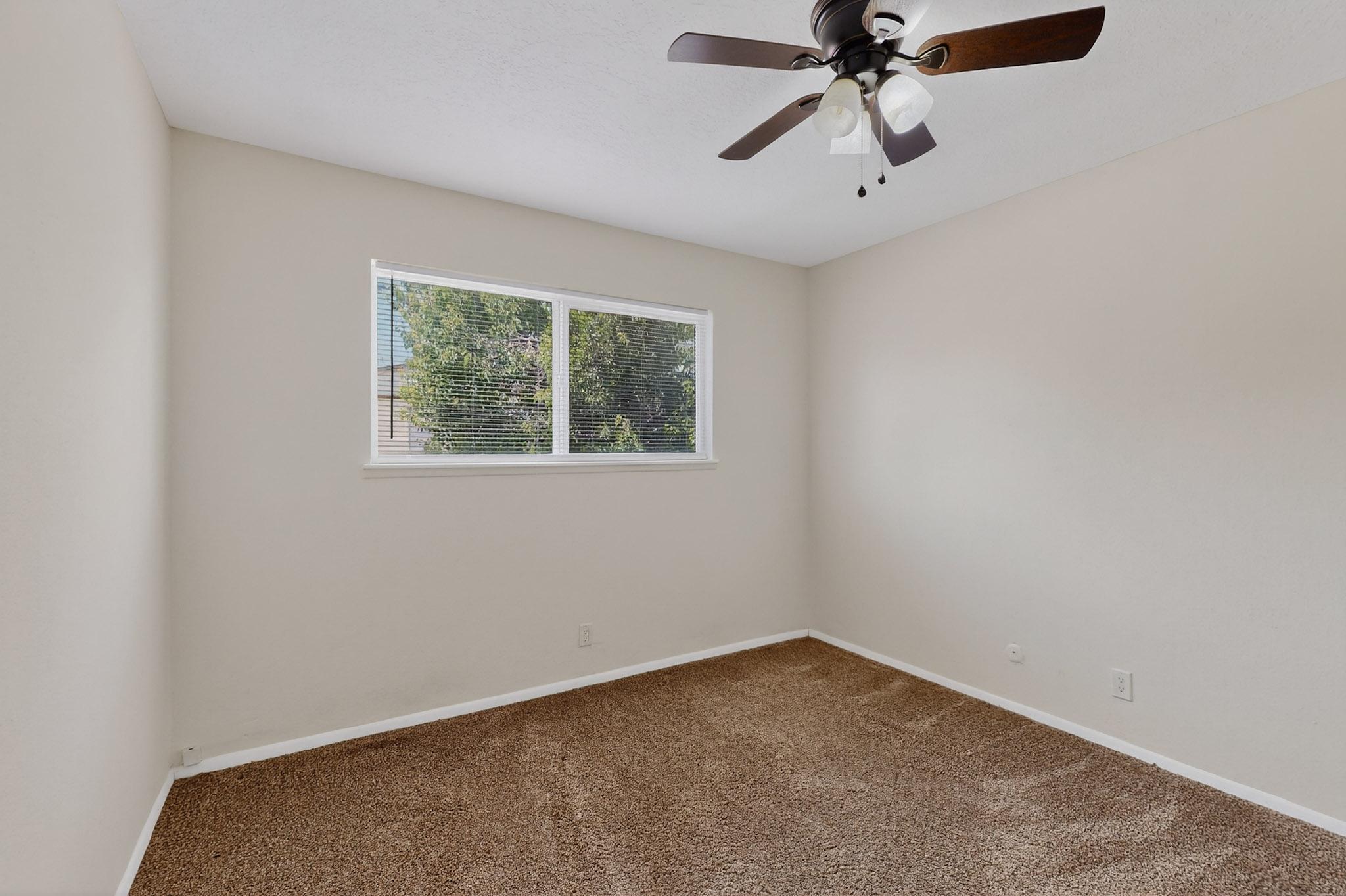 5644 DRAKE Avenue NW