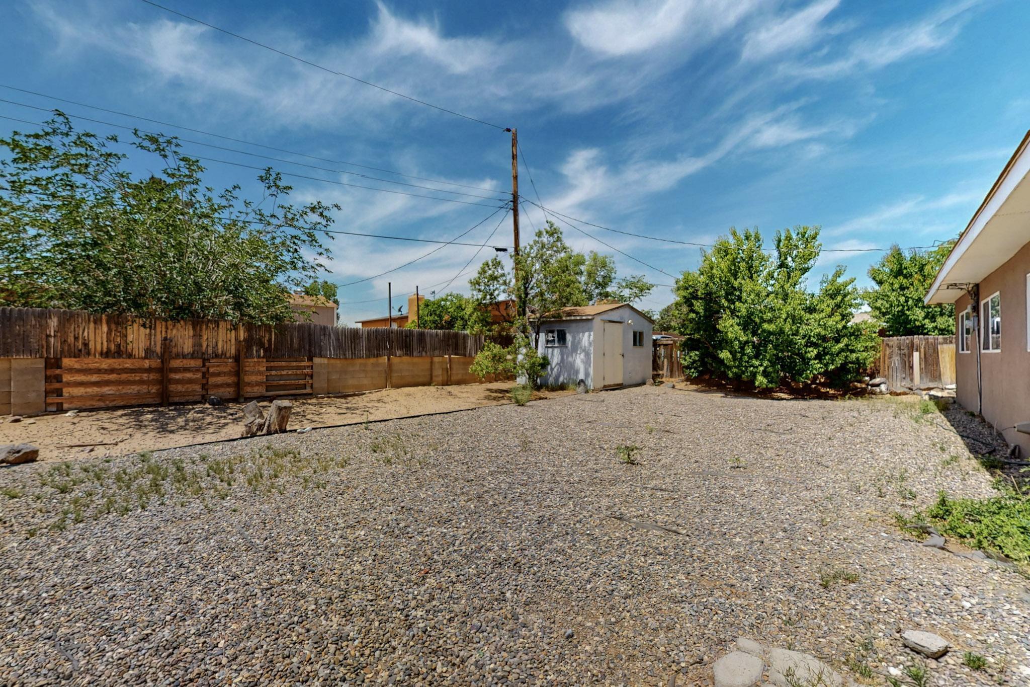 5644 DRAKE Avenue NW