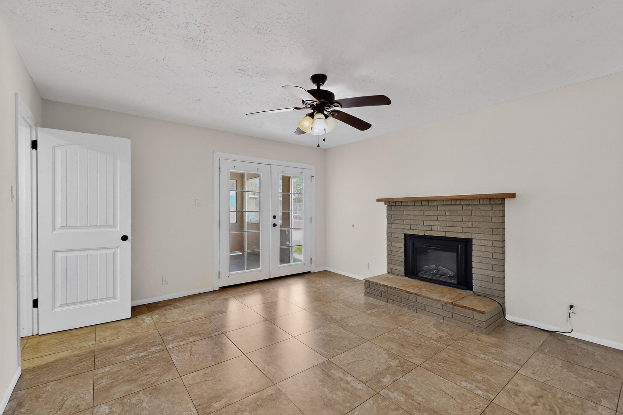 5644 DRAKE Avenue NW