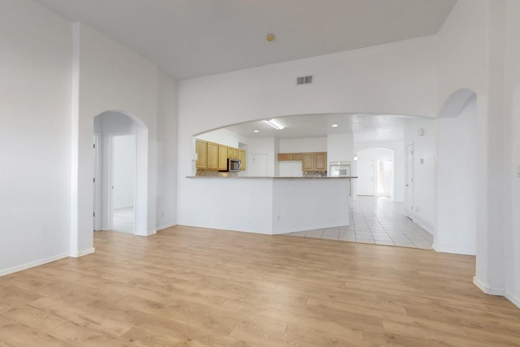 2201 VIA SONATA Road SE