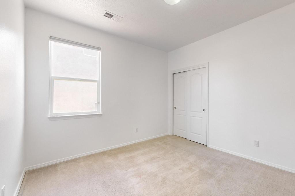2201 VIA SONATA Road SE