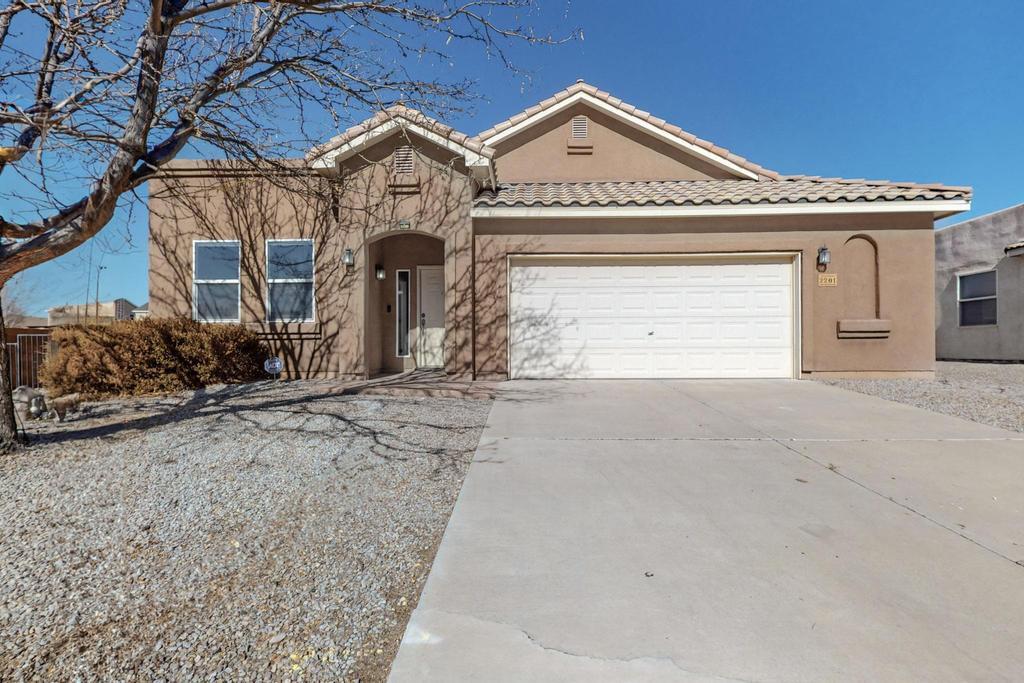 2201 VIA SONATA Road SE