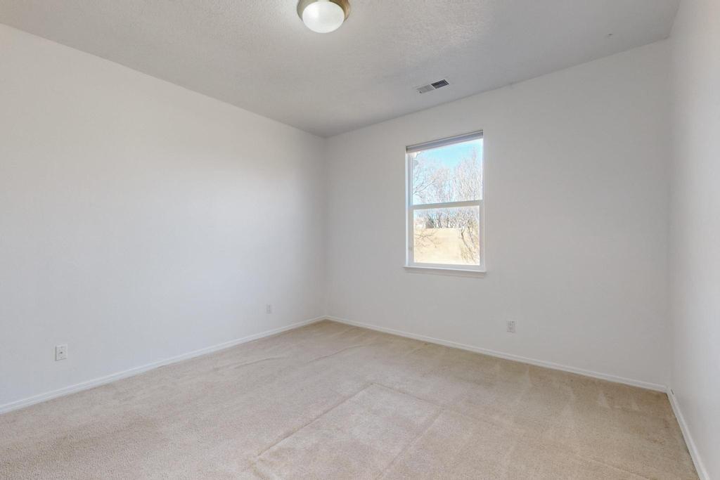 2201 VIA SONATA Road SE