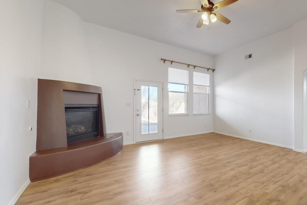 2201 VIA SONATA Road SE