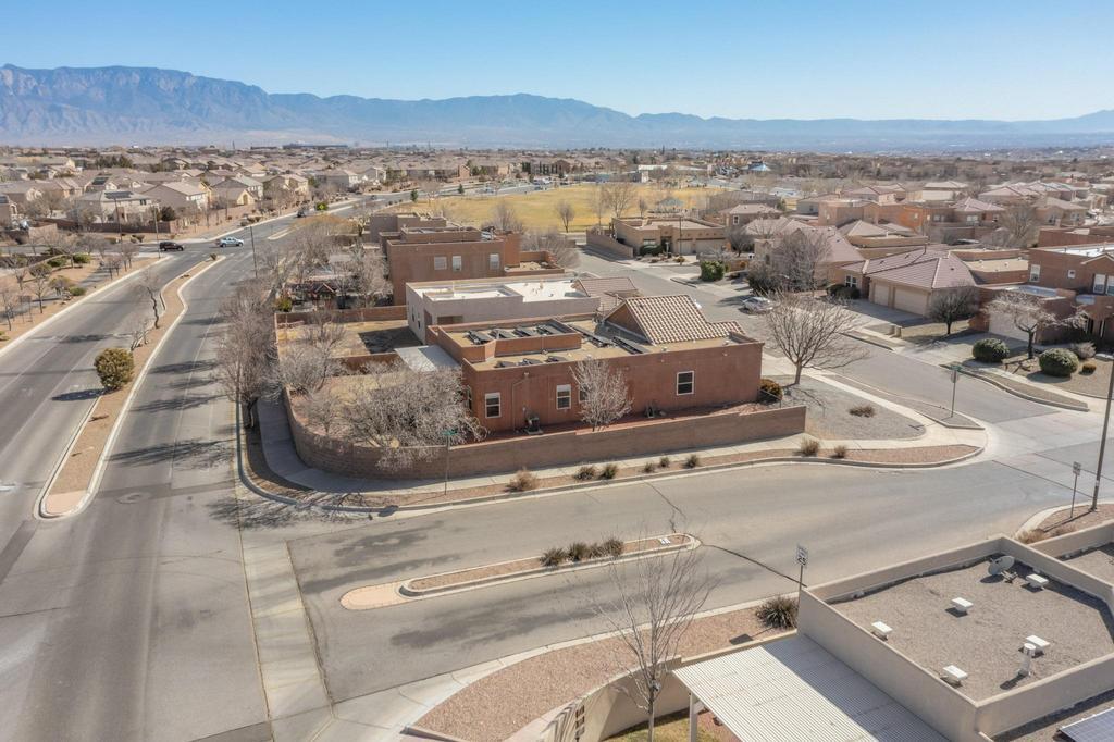 2201 VIA SONATA Road SE