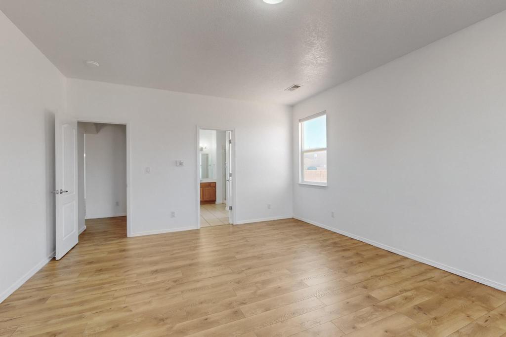 2201 VIA SONATA Road SE