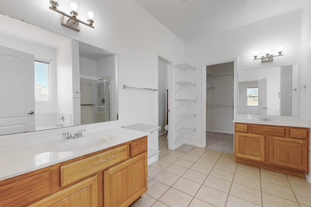 2201 VIA SONATA Road SE