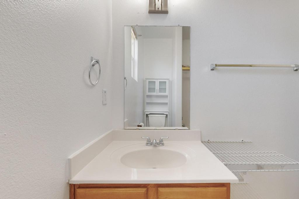 2201 VIA SONATA Road SE