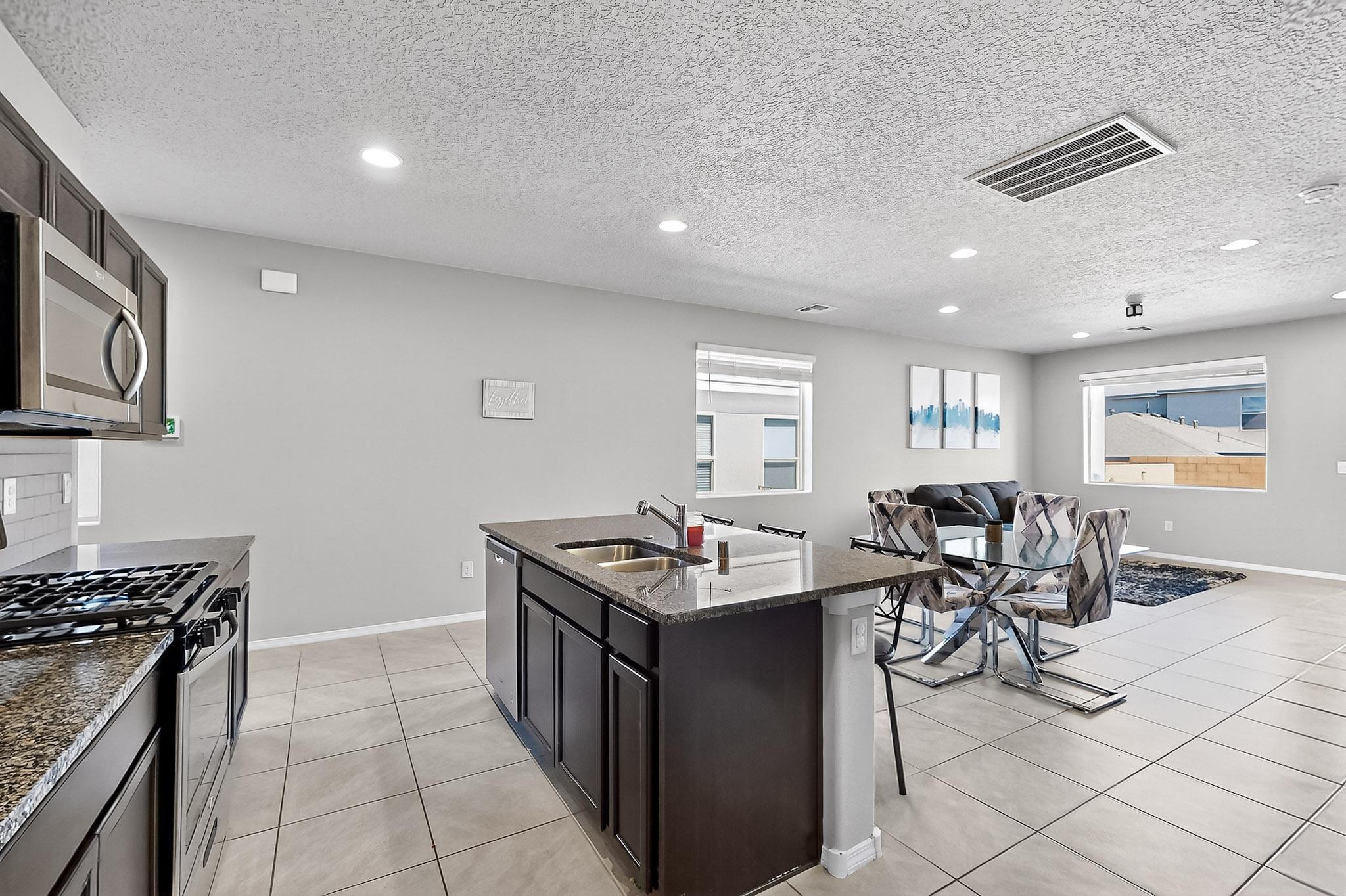 4871 LONGS PEAK Road NE