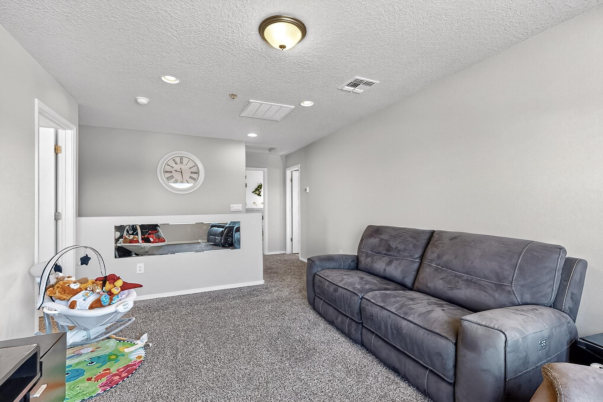 4871 LONGS PEAK Road NE