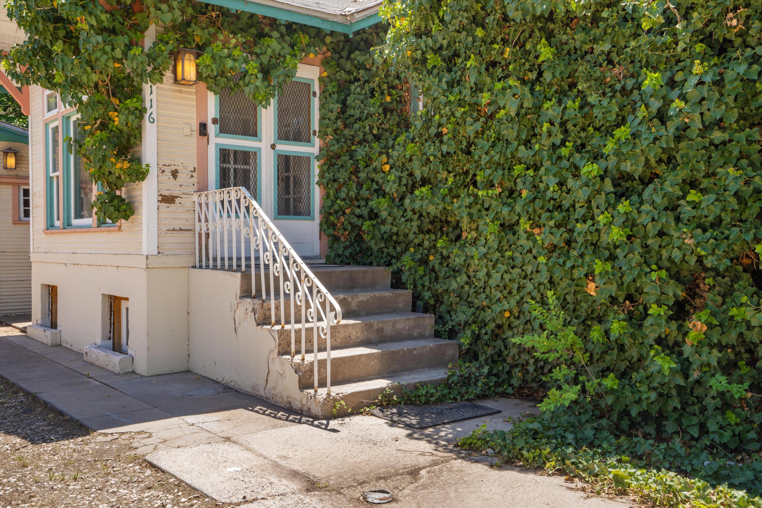 116 14TH Street SW