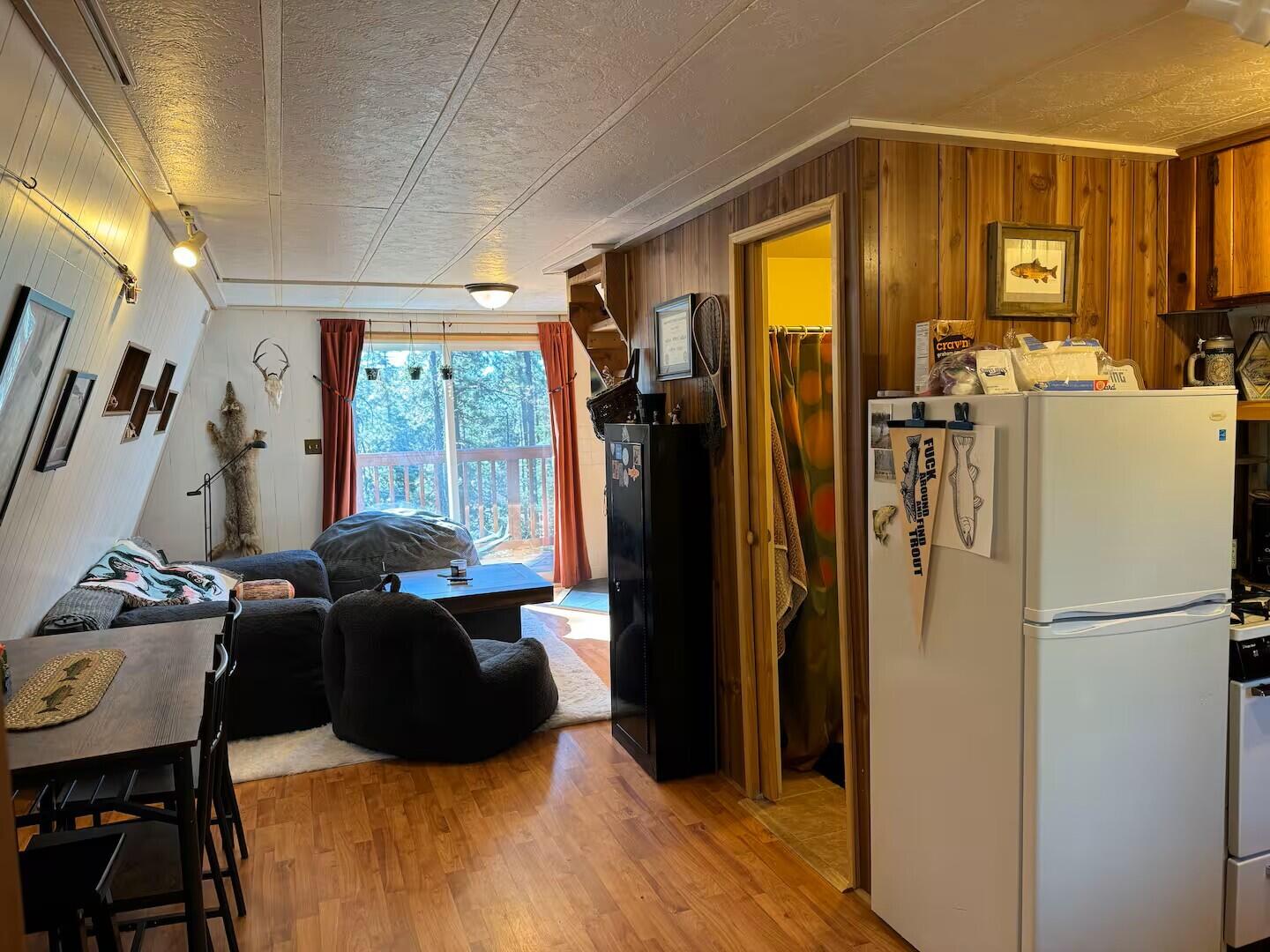 123 PINE Drive