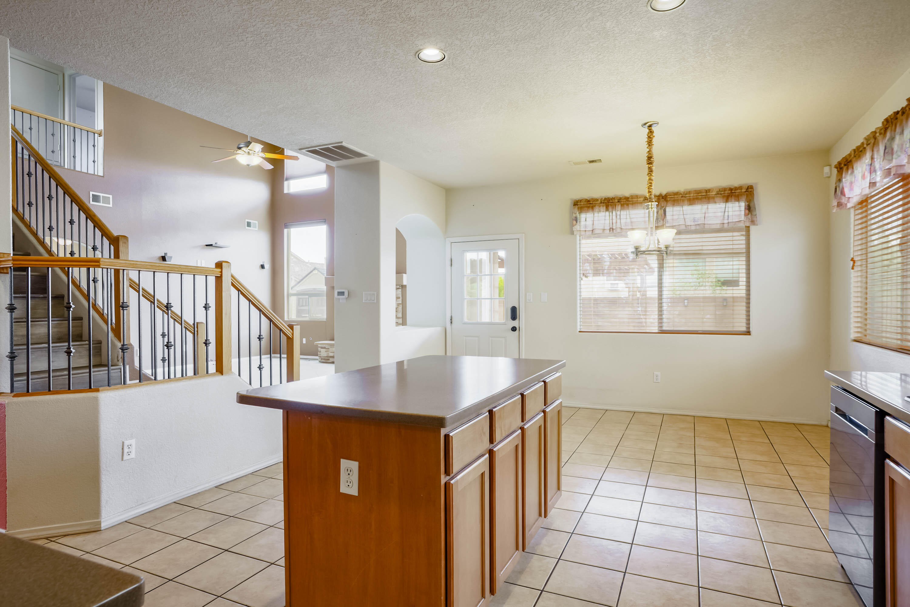 3605 OASIS SPRINGS Road NE