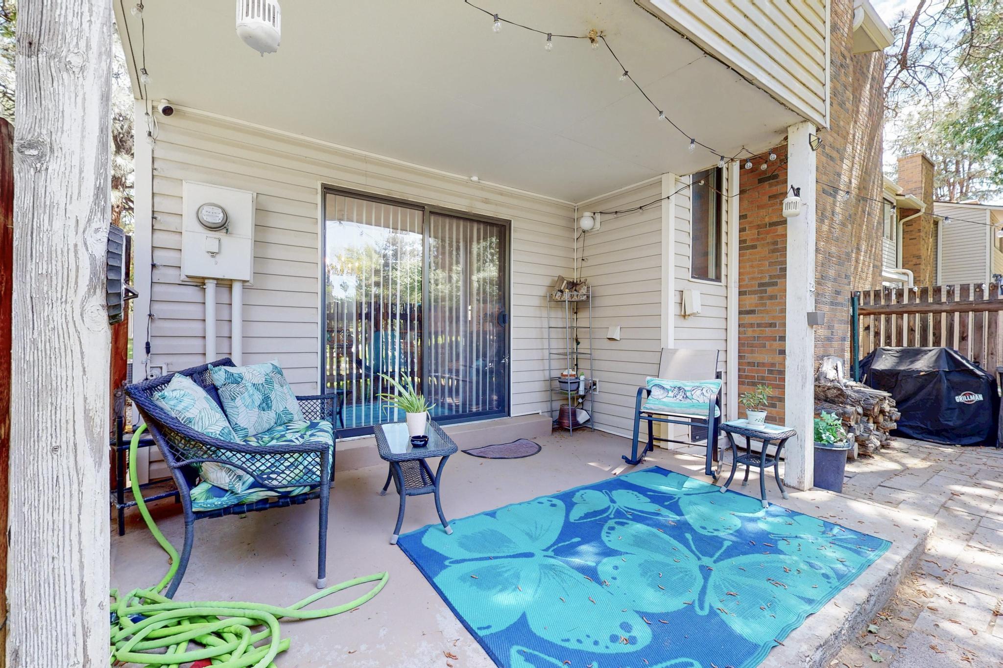 9 WESTLAKE Drive NE