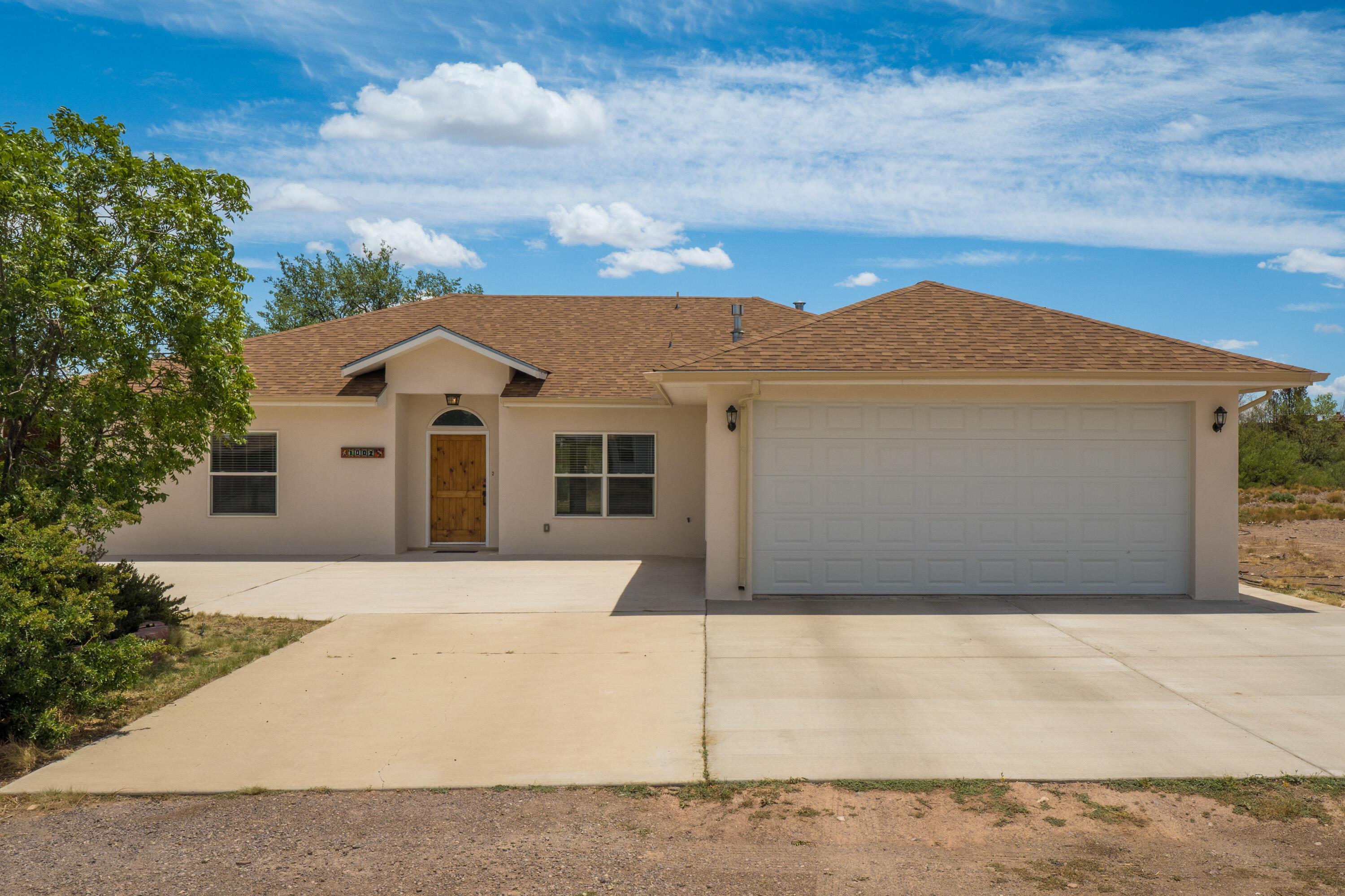 1002 EVERGREEN Drive