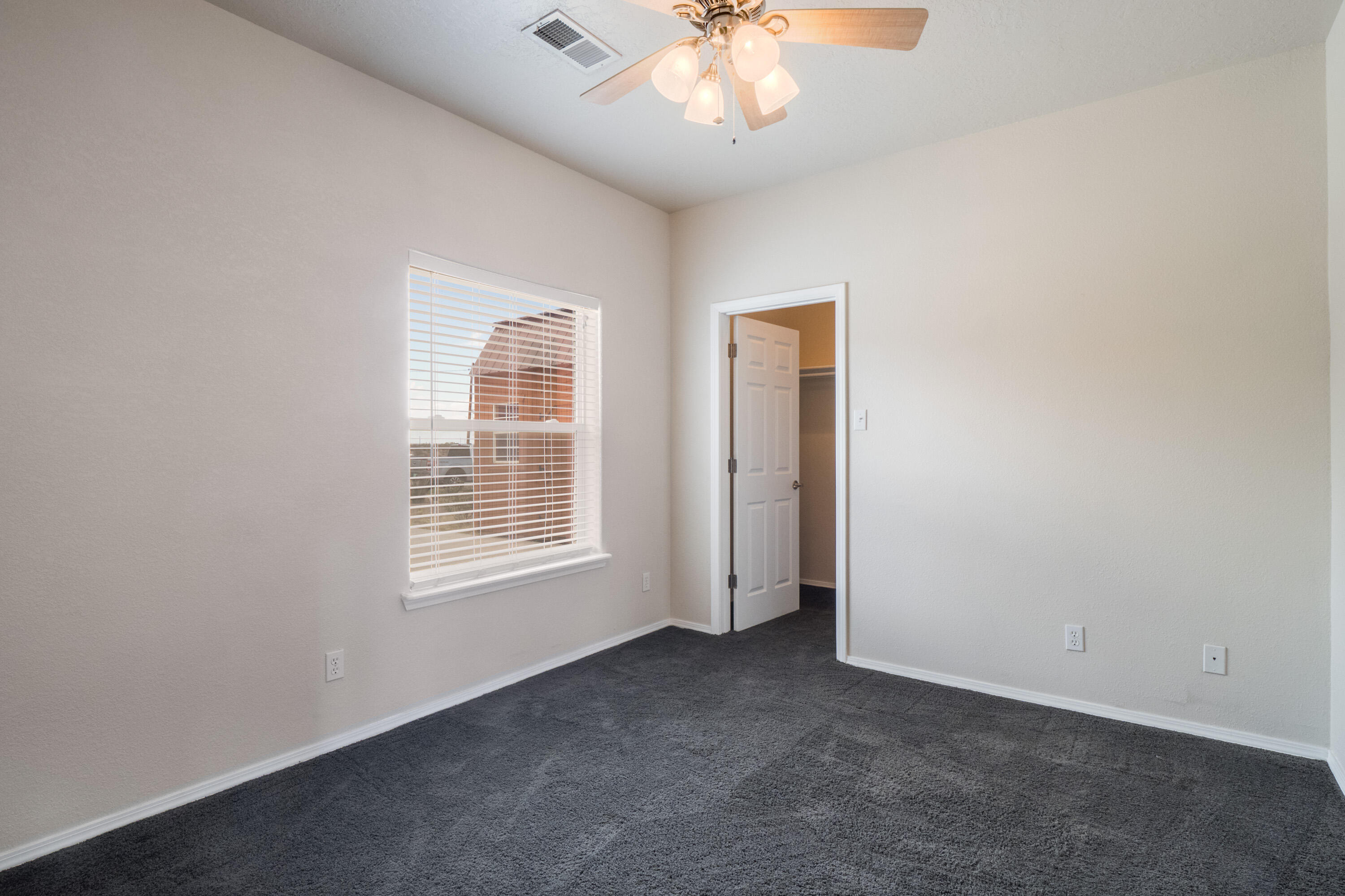 1002 EVERGREEN Drive