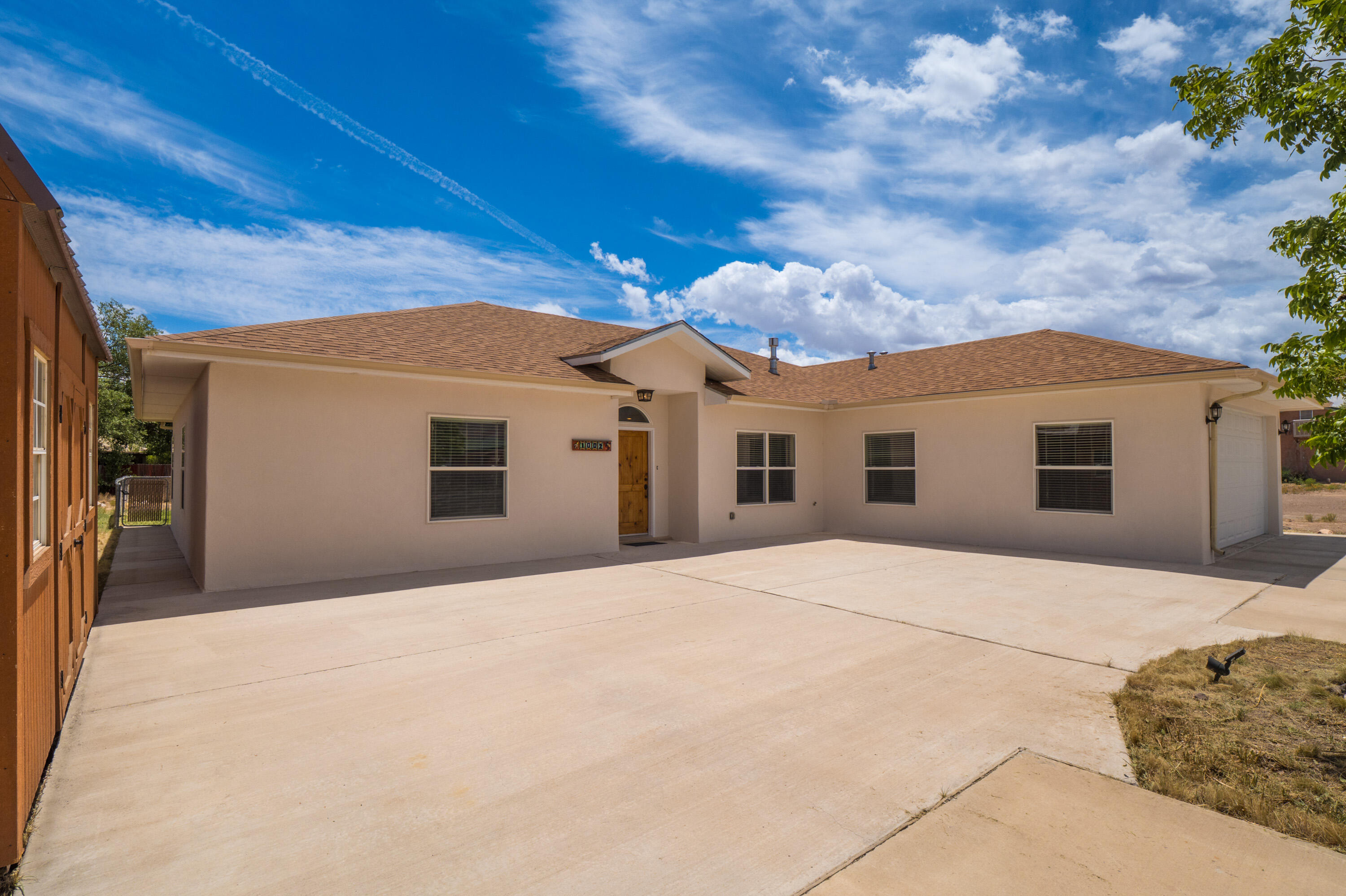 1002 EVERGREEN Drive