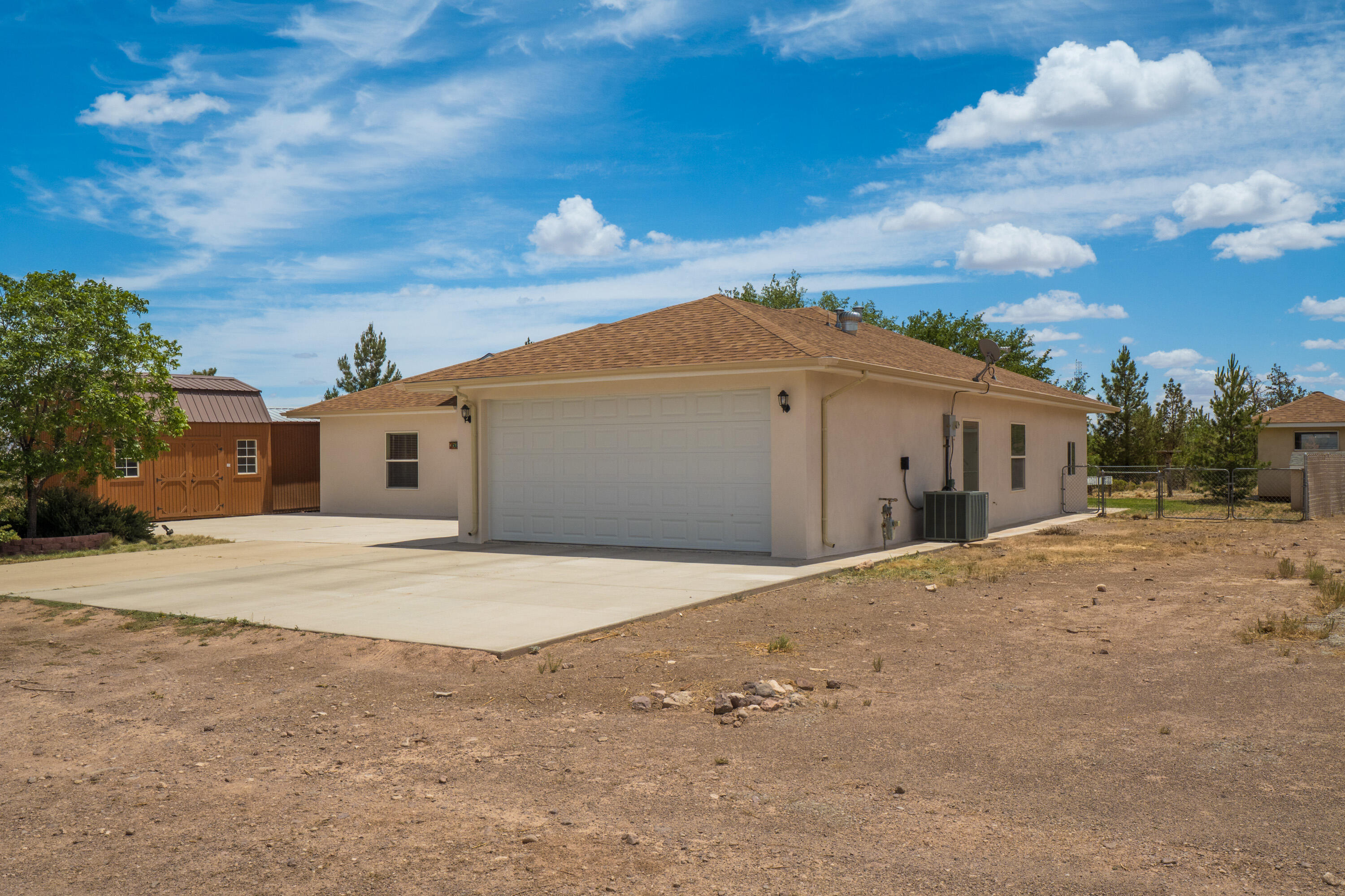 1002 EVERGREEN Drive