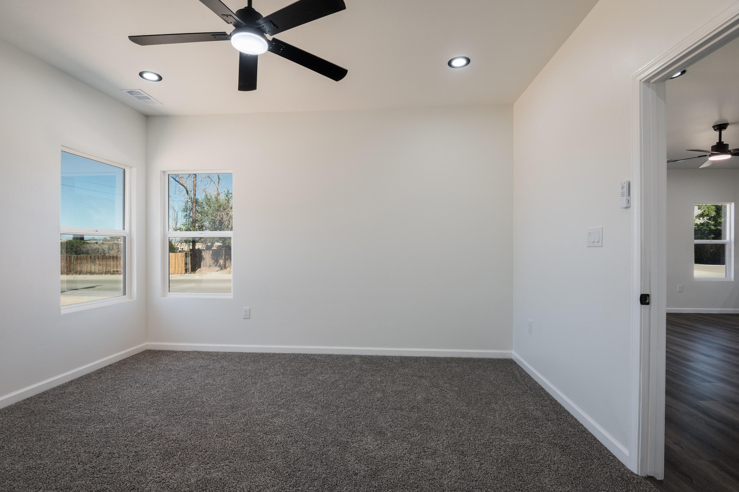 251 Maxine Street NE