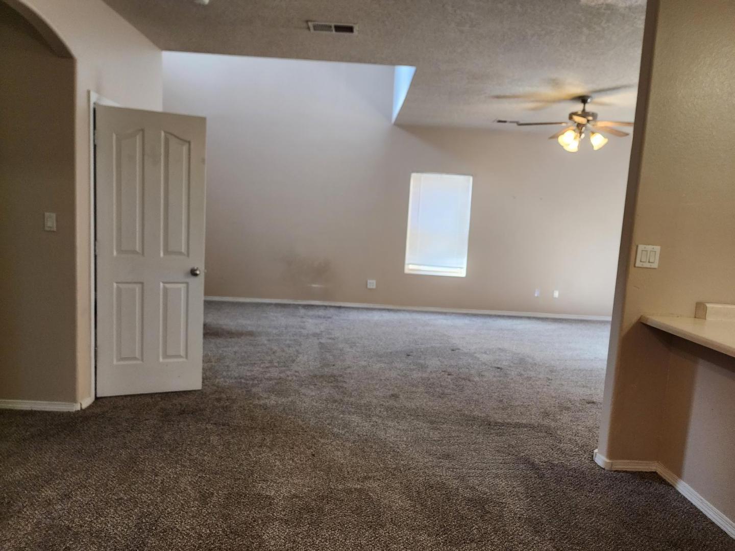 1735 Avenida Real NW