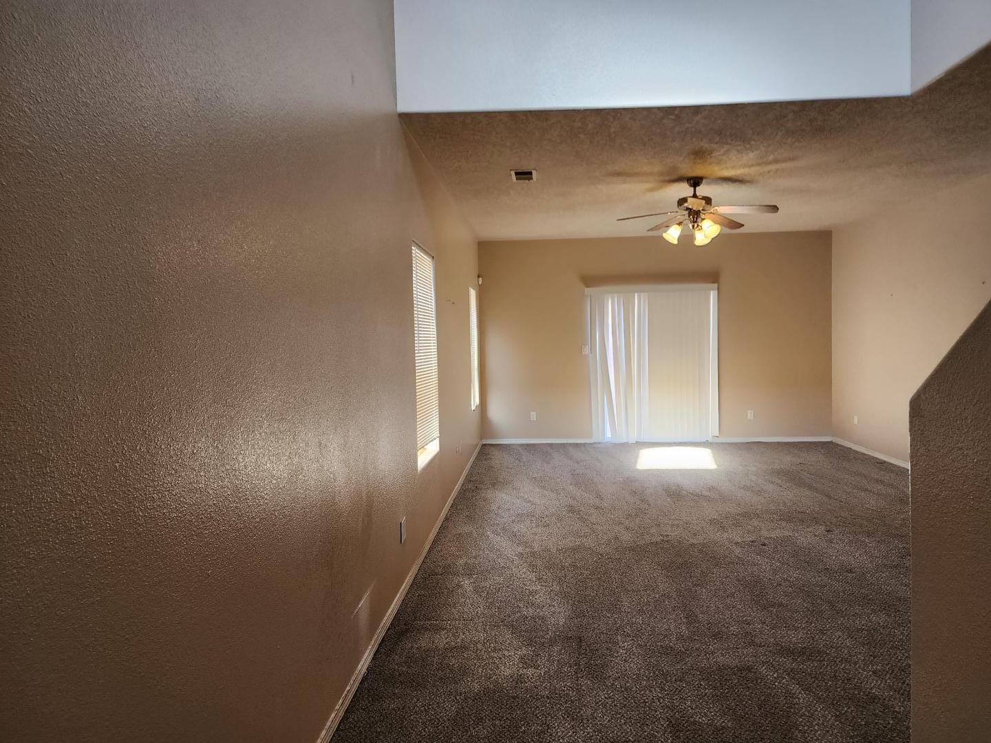 1735 Avenida Real NW