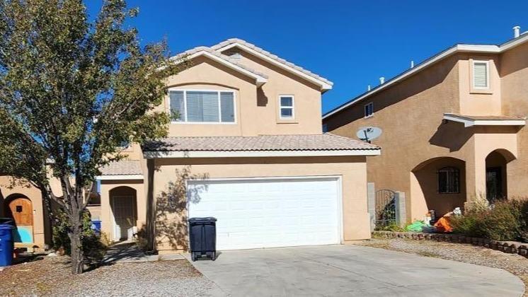 1735 Avenida Real NW