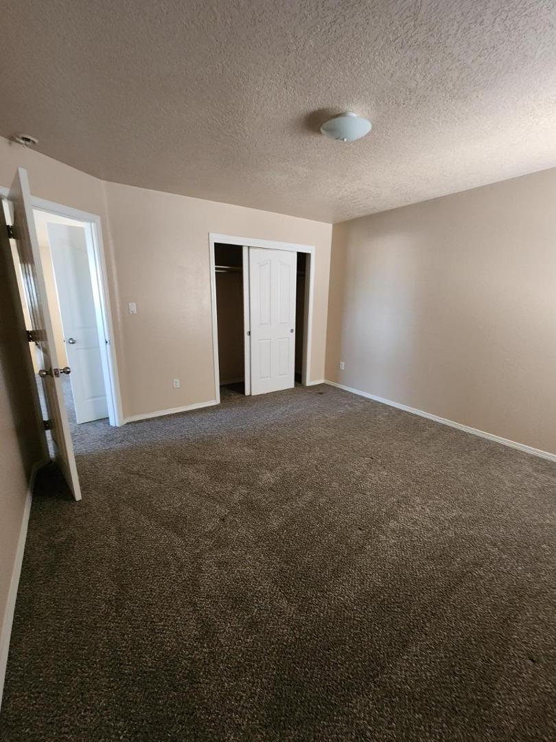 1735 Avenida Real NW
