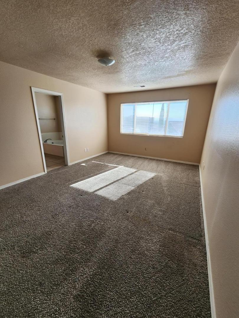 1735 Avenida Real NW