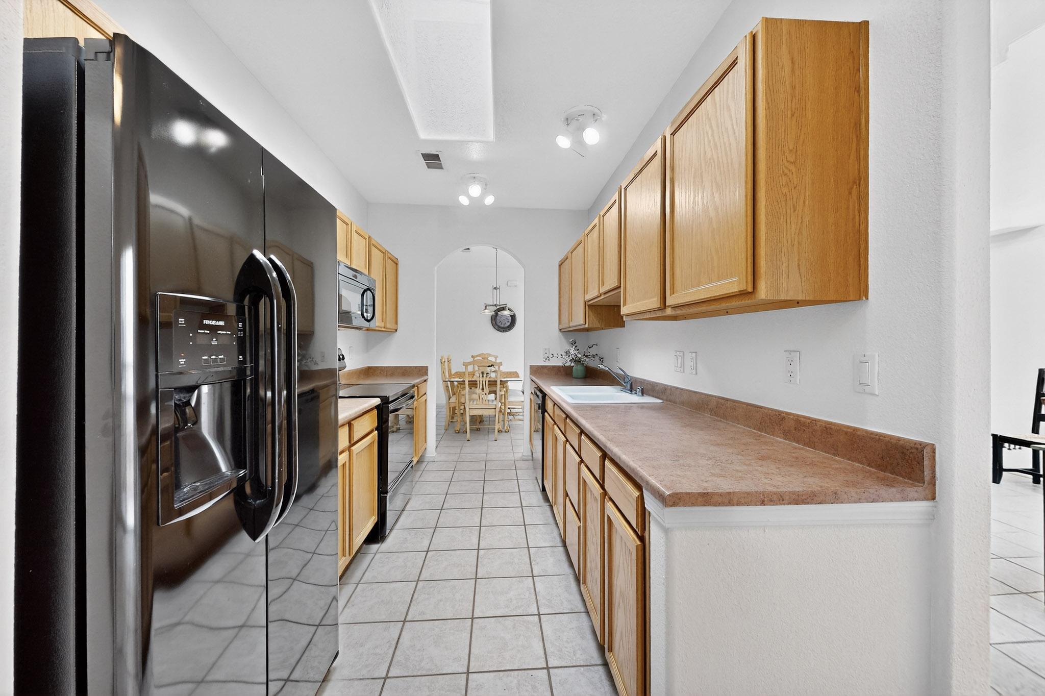 9708 Lagrima De Oro Road NE