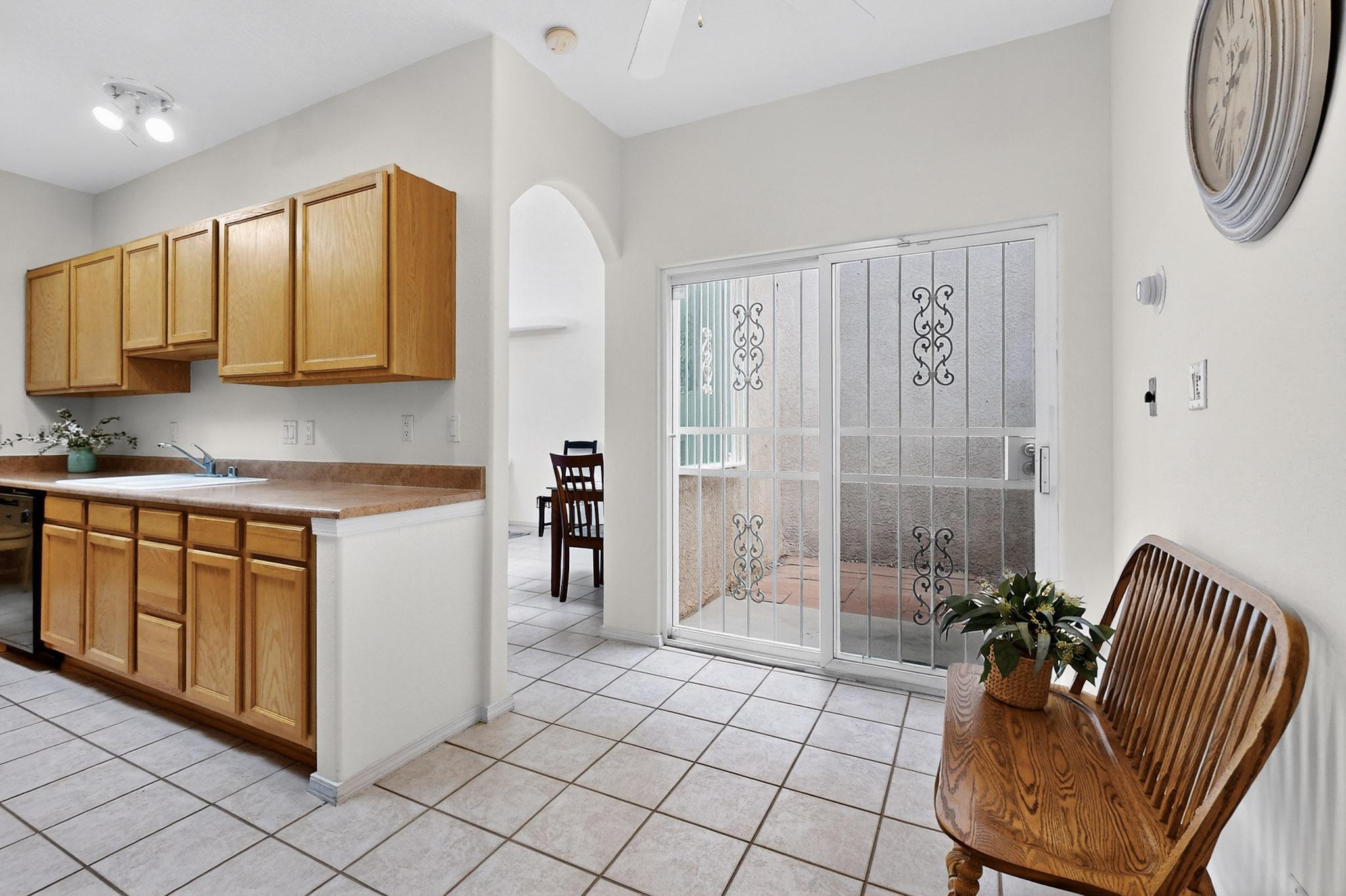 9708 Lagrima De Oro Road NE