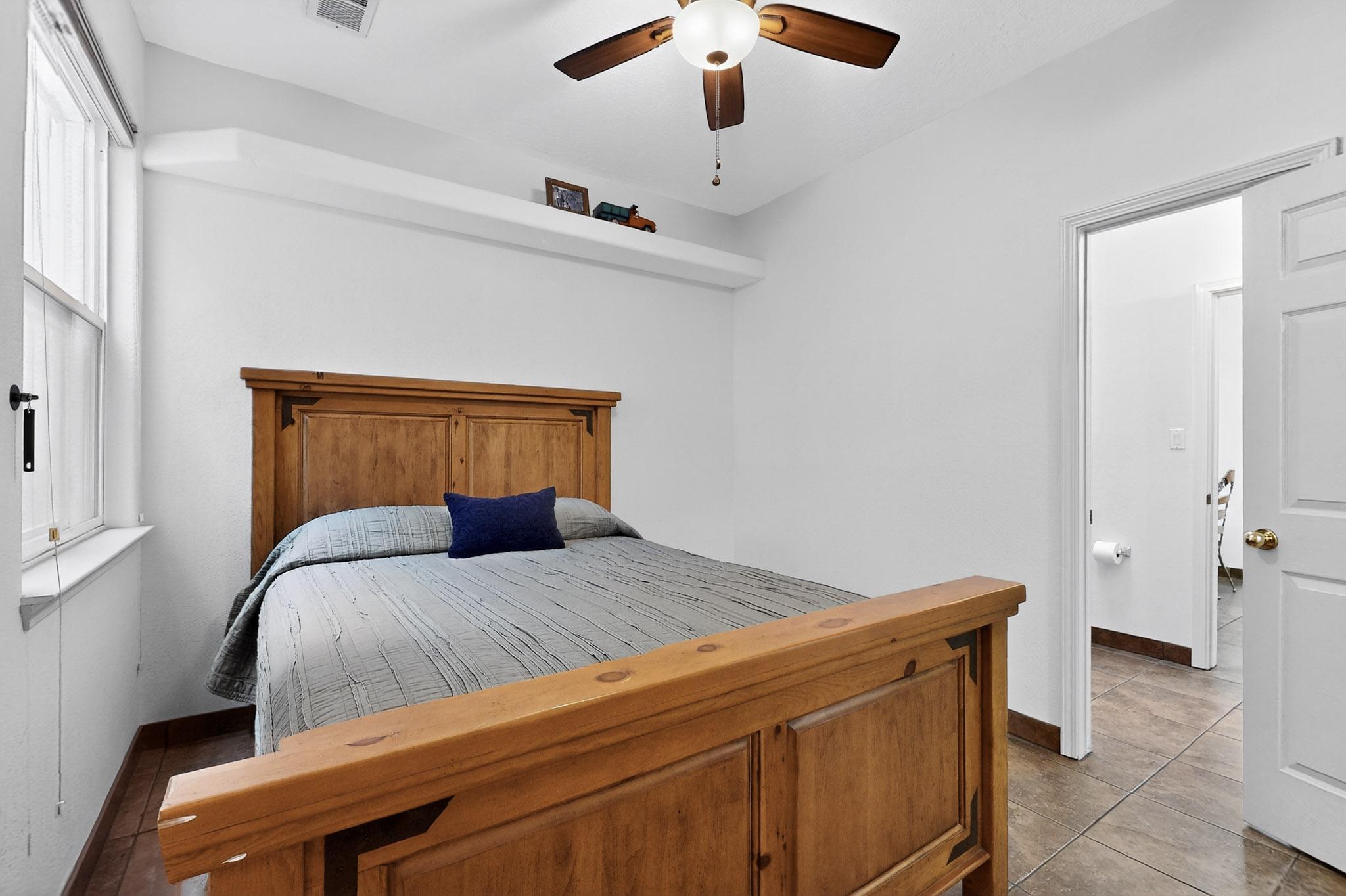 9708 Lagrima De Oro Road NE