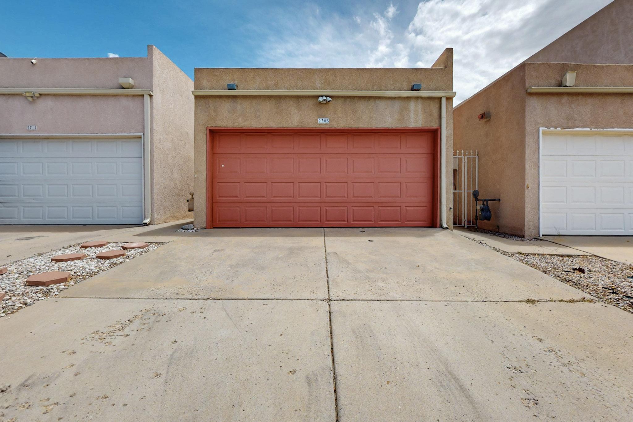 9708 Lagrima De Oro Road NE