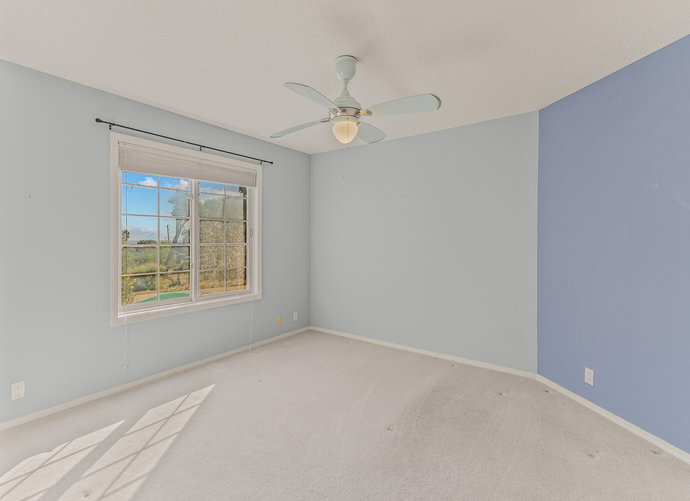 12511 ELENA Drive NE