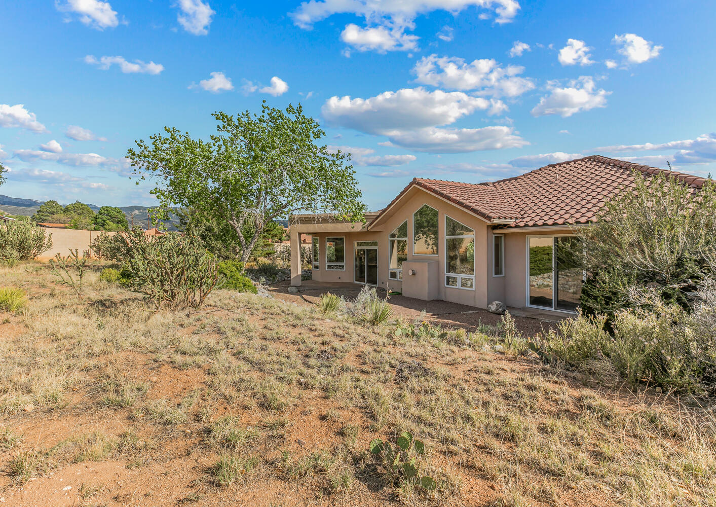 12511 ELENA Drive NE