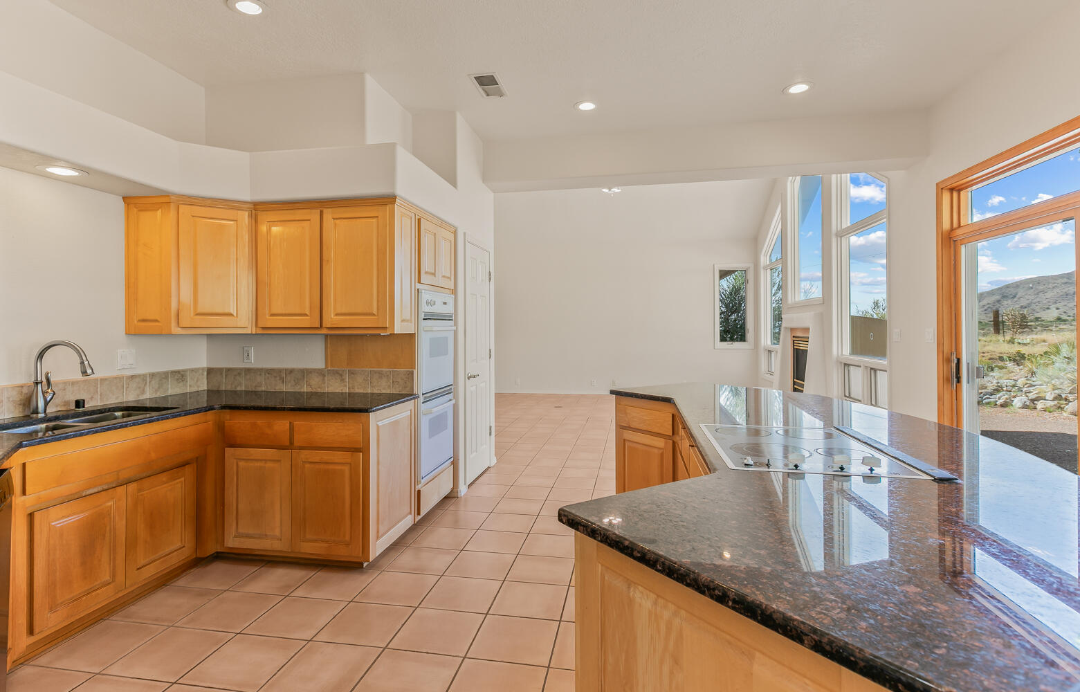 12511 ELENA Drive NE