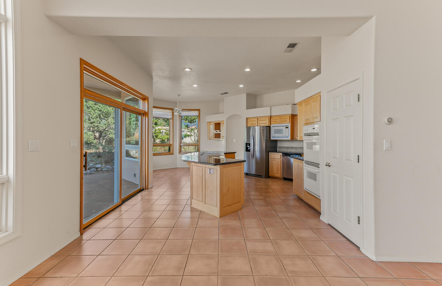 12511 ELENA Drive NE