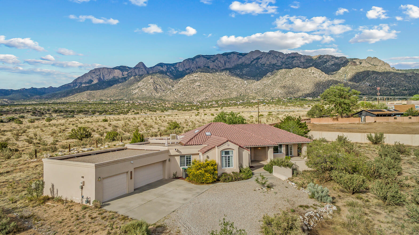 12511 ELENA Drive NE