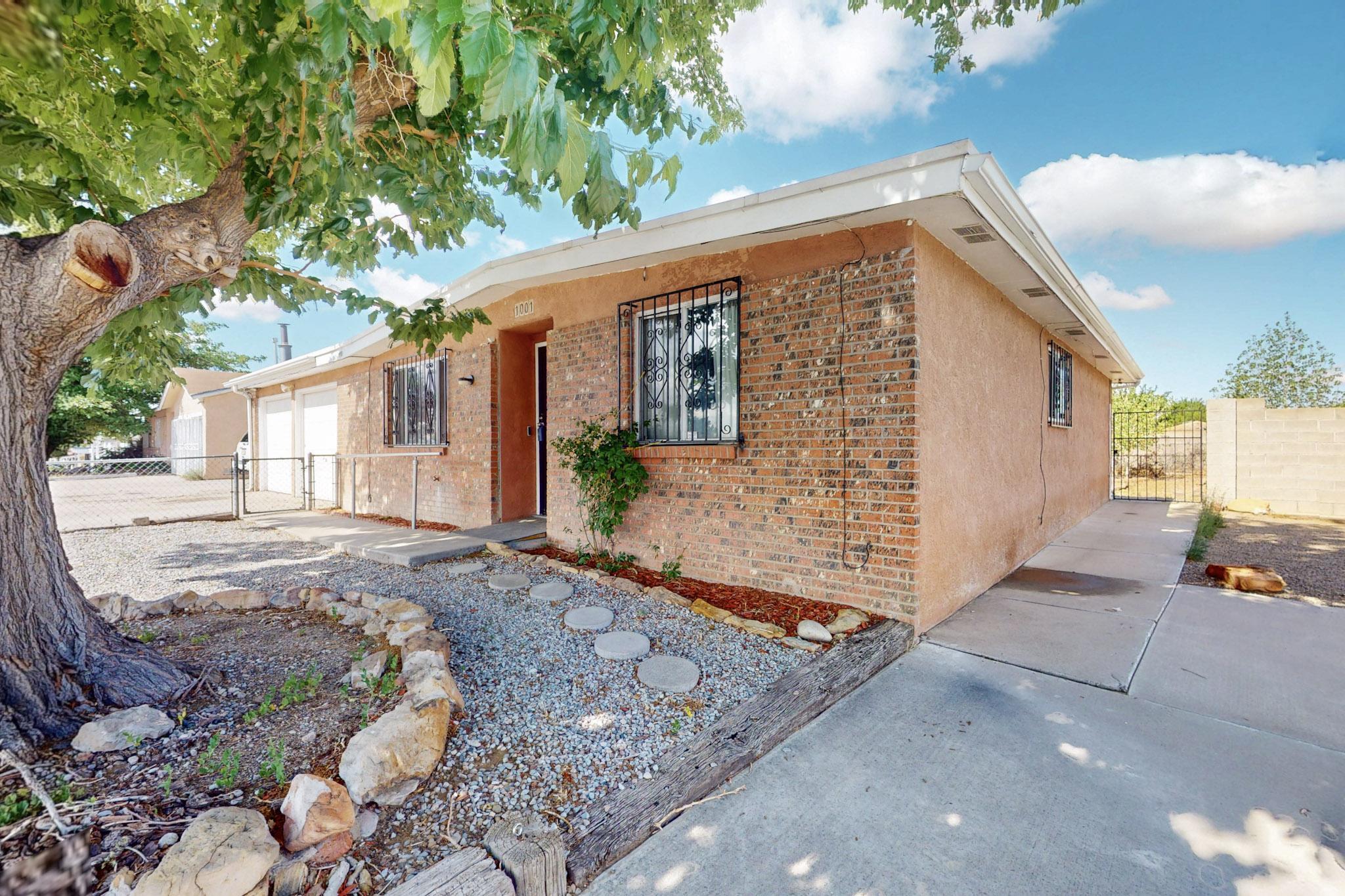 1001 BLAZICK Street SW