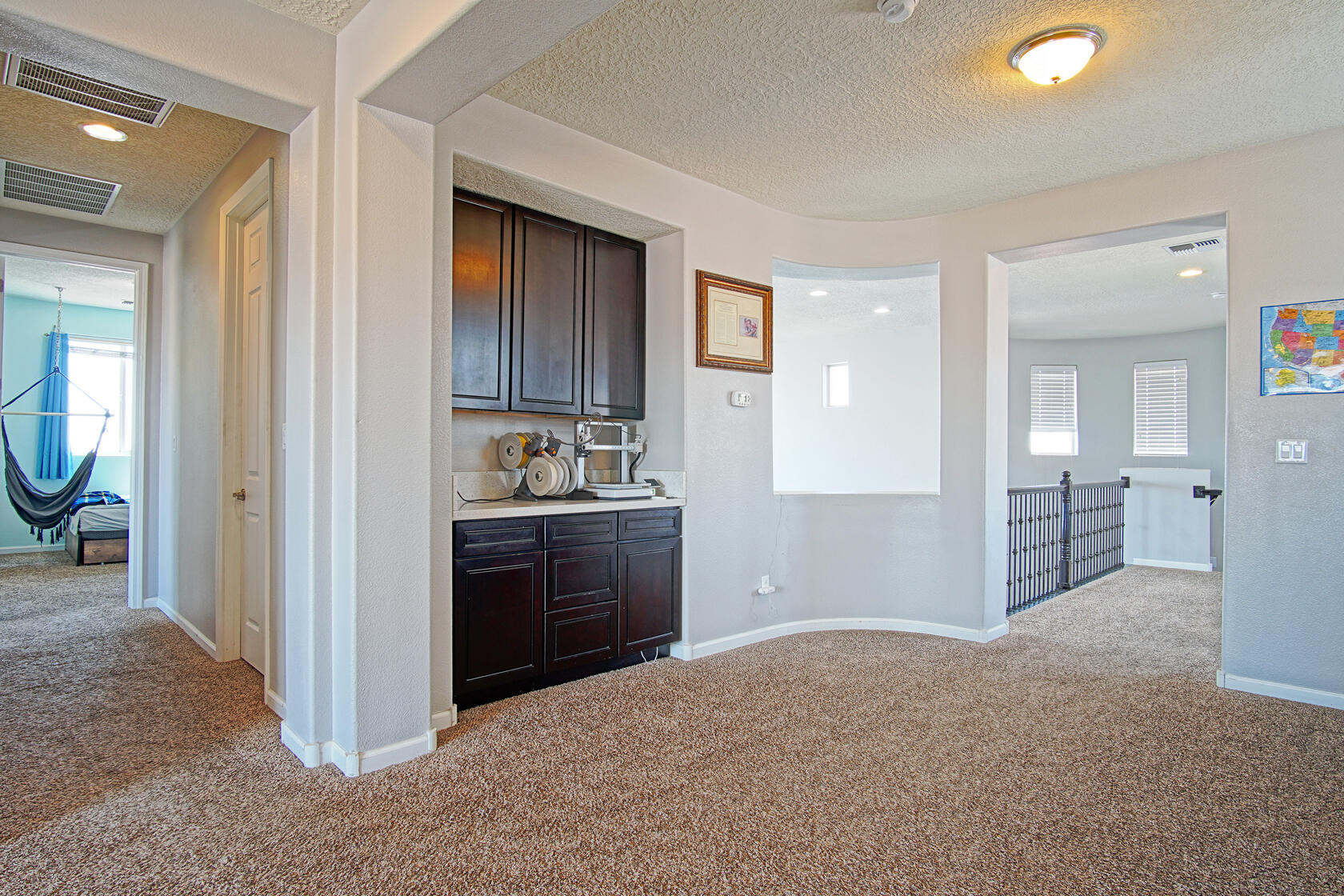 4011 PLAZA COLINA Lane NE