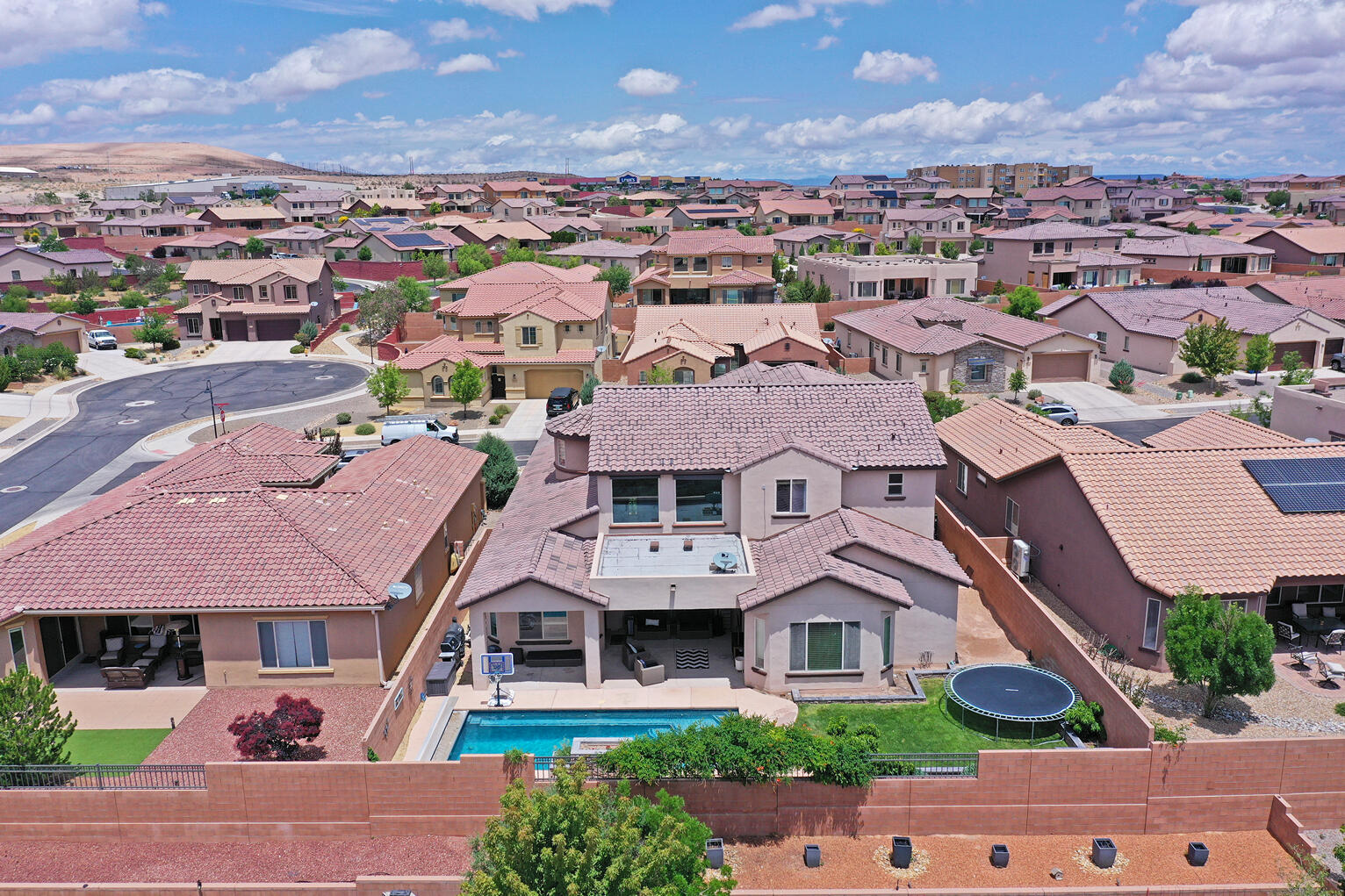 4011 PLAZA COLINA Lane NE