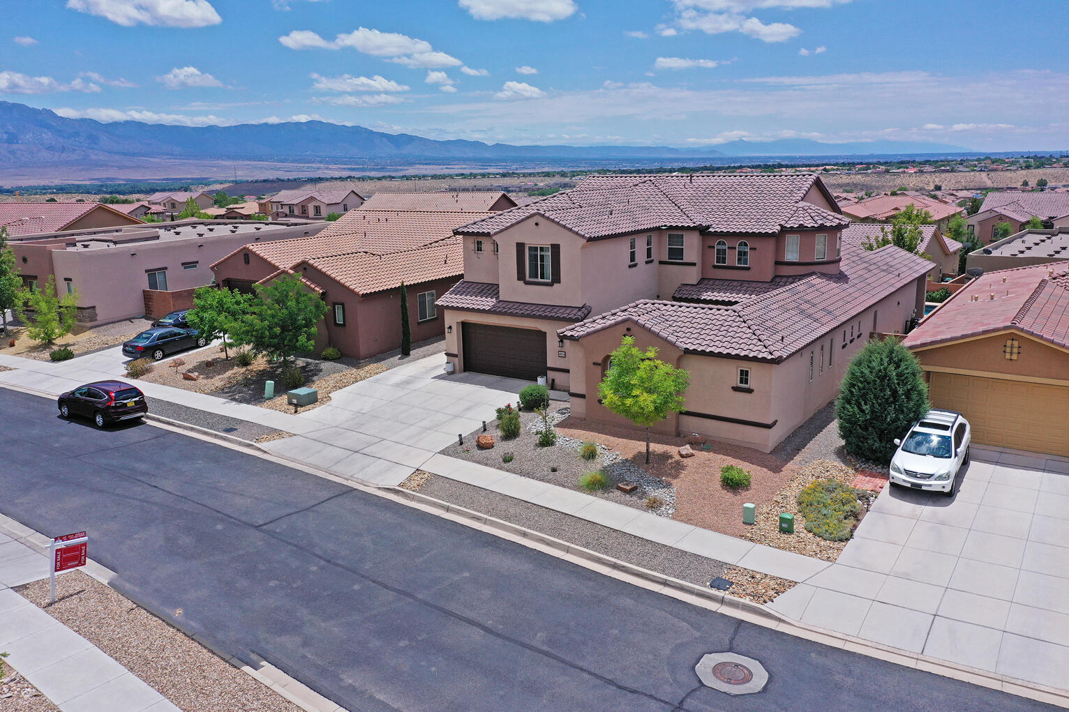 4011 PLAZA COLINA Lane NE