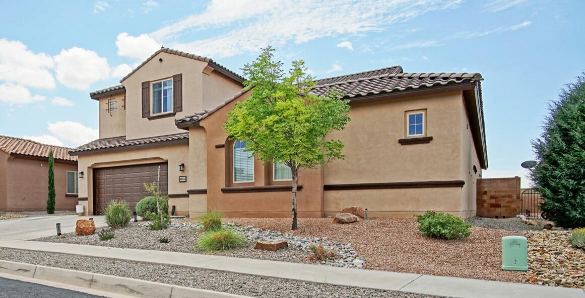 4011 PLAZA COLINA Lane NE