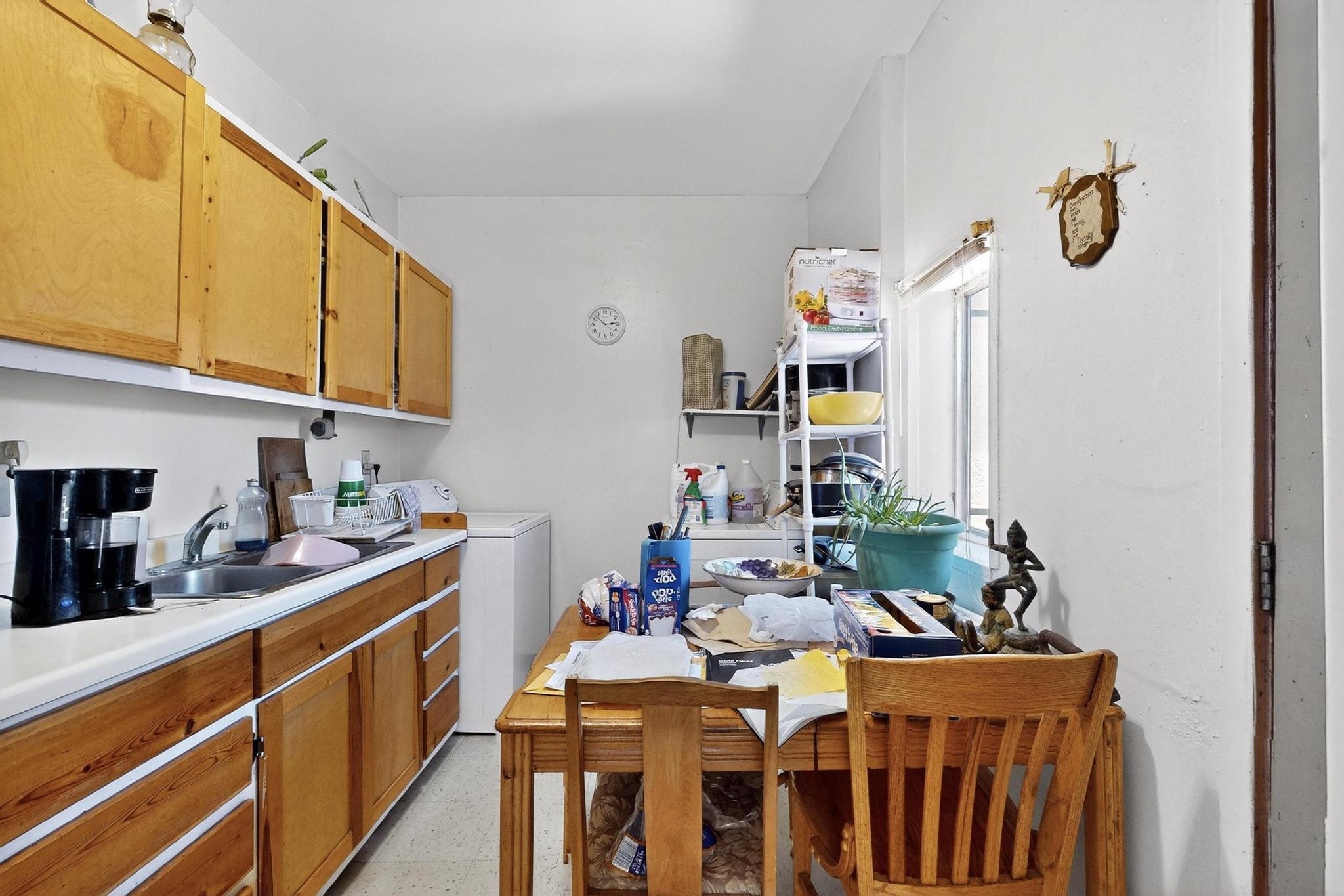 207 VERMONT Street NE