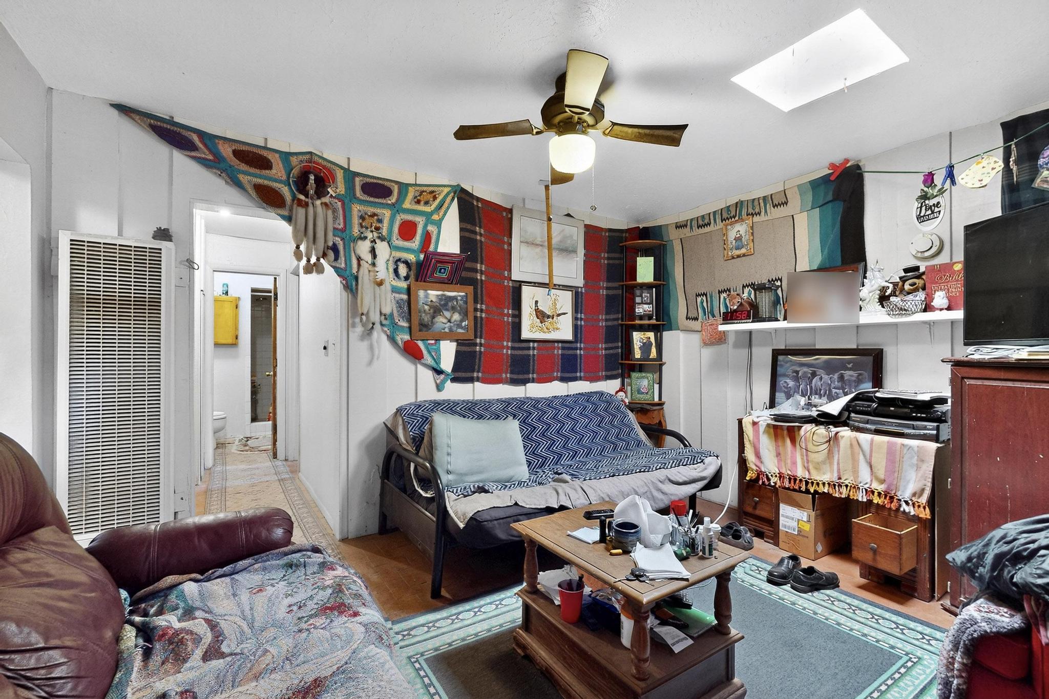 207 VERMONT Street NE