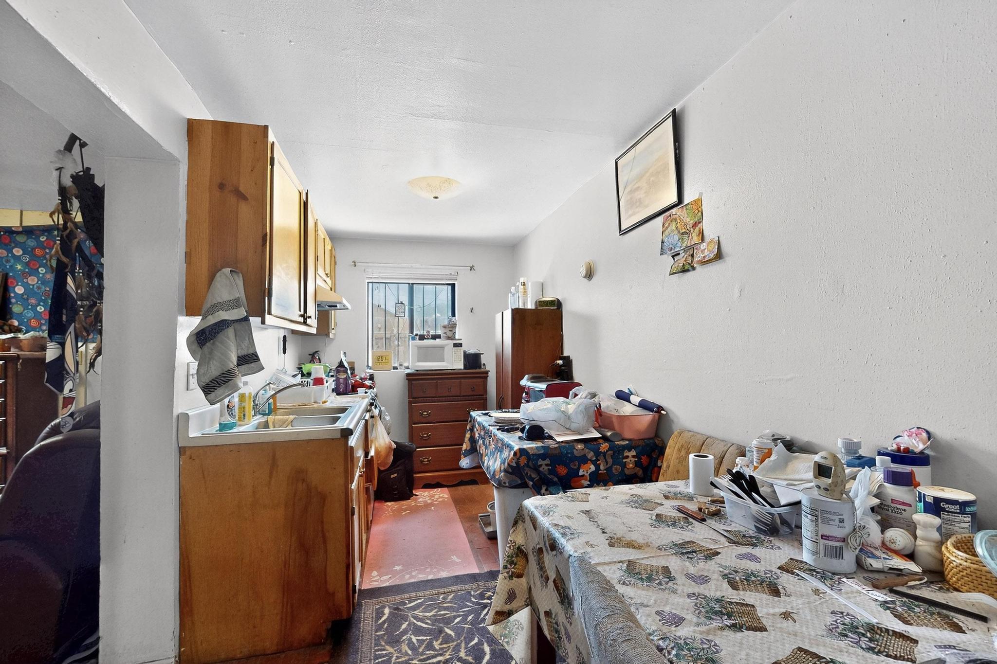 207 VERMONT Street NE