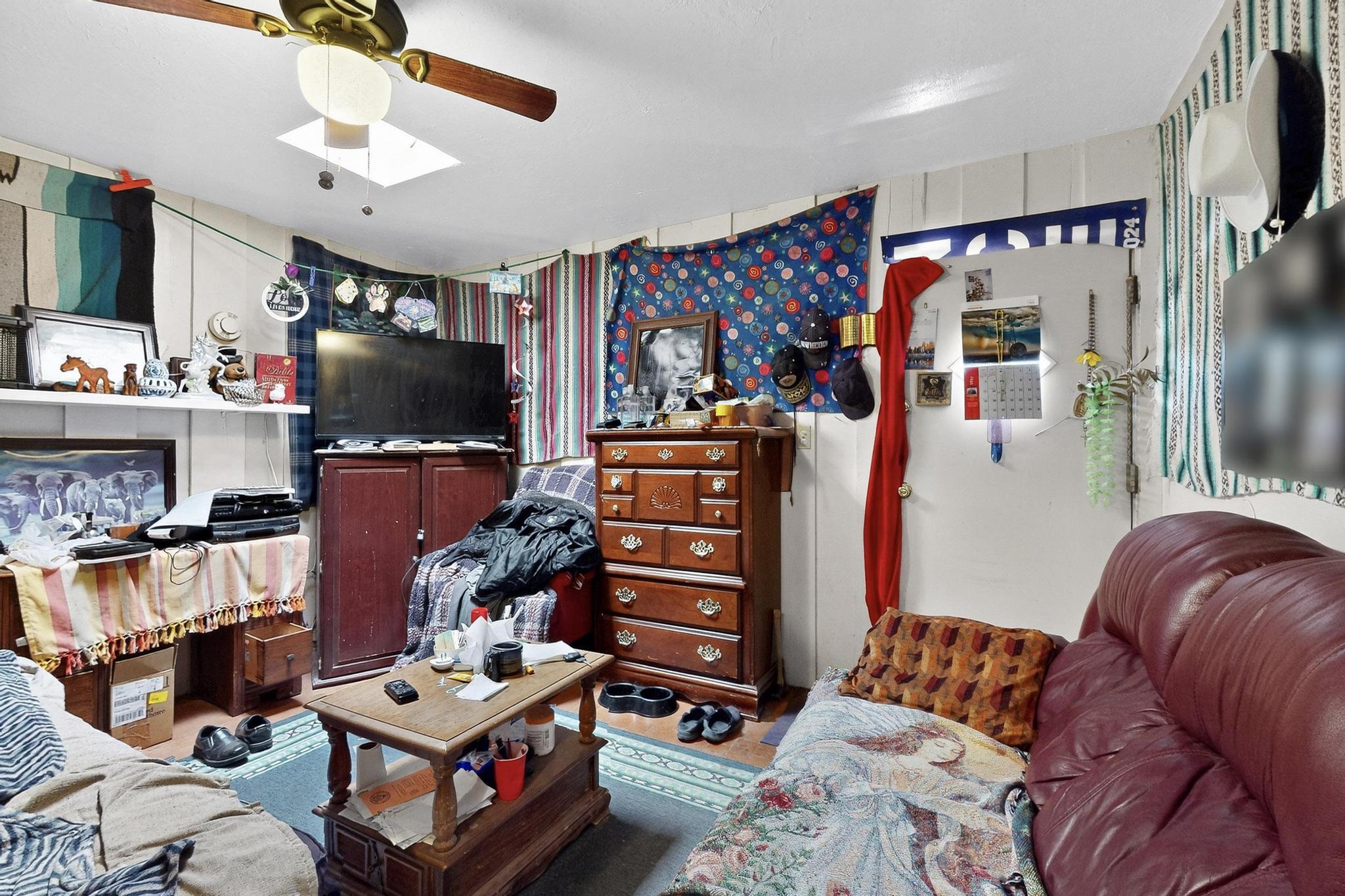 207 VERMONT Street NE