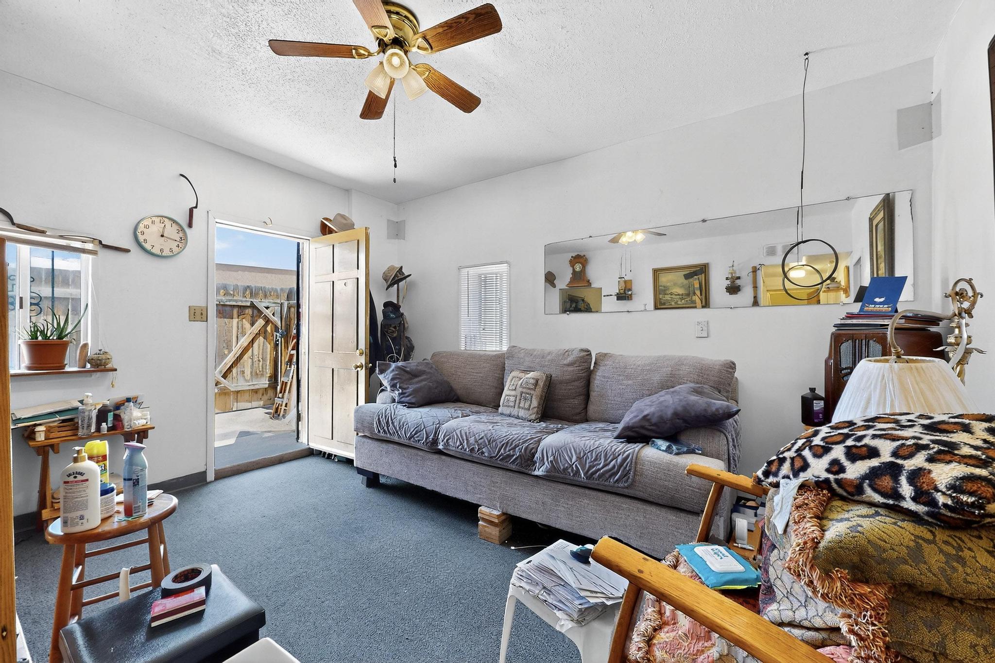 207 VERMONT Street NE