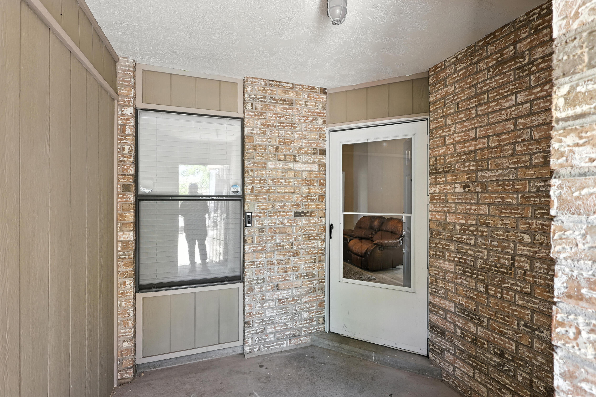 1983 MAESTAS Drive SW