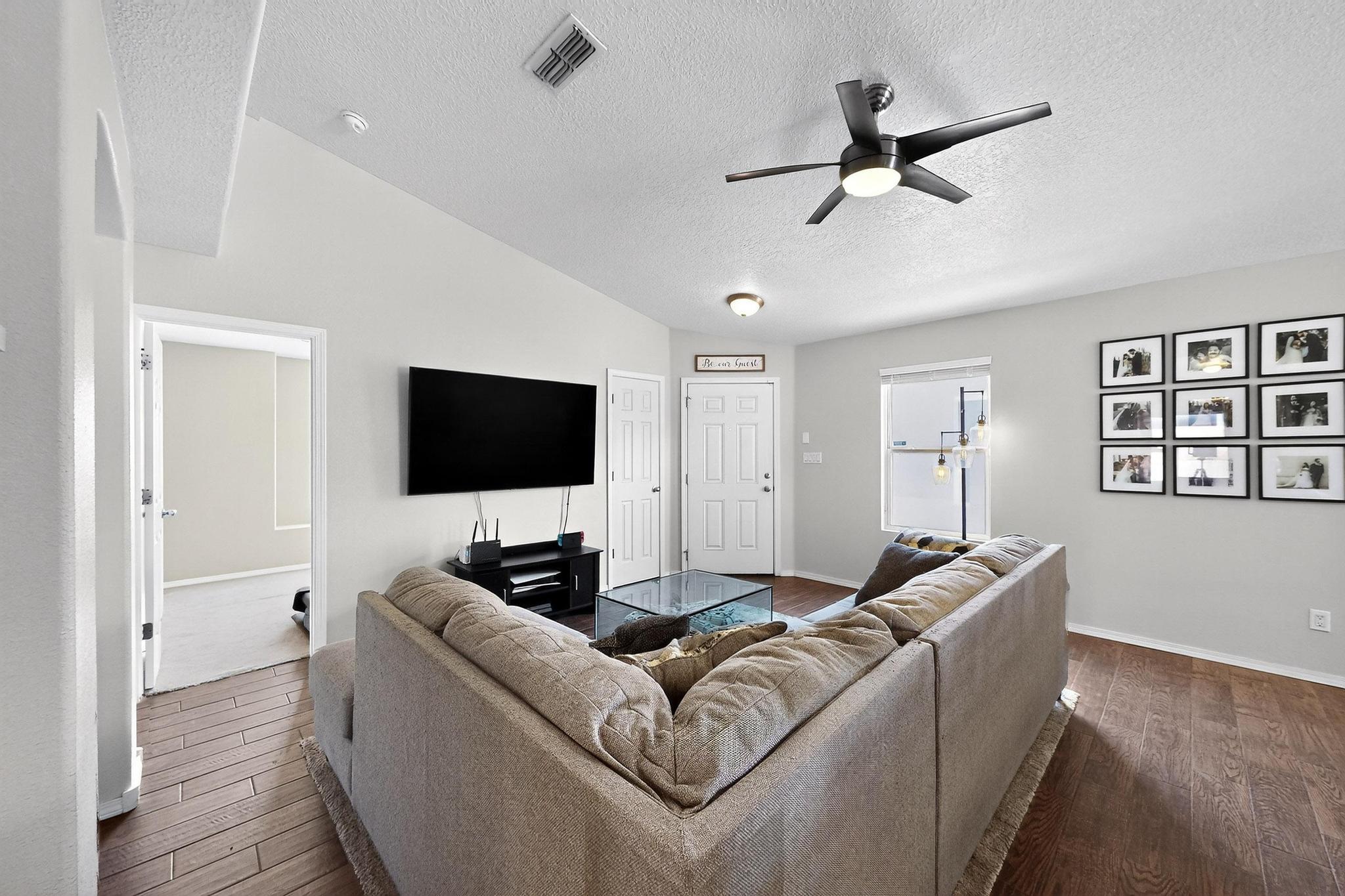 1223 Telstar Loop NW