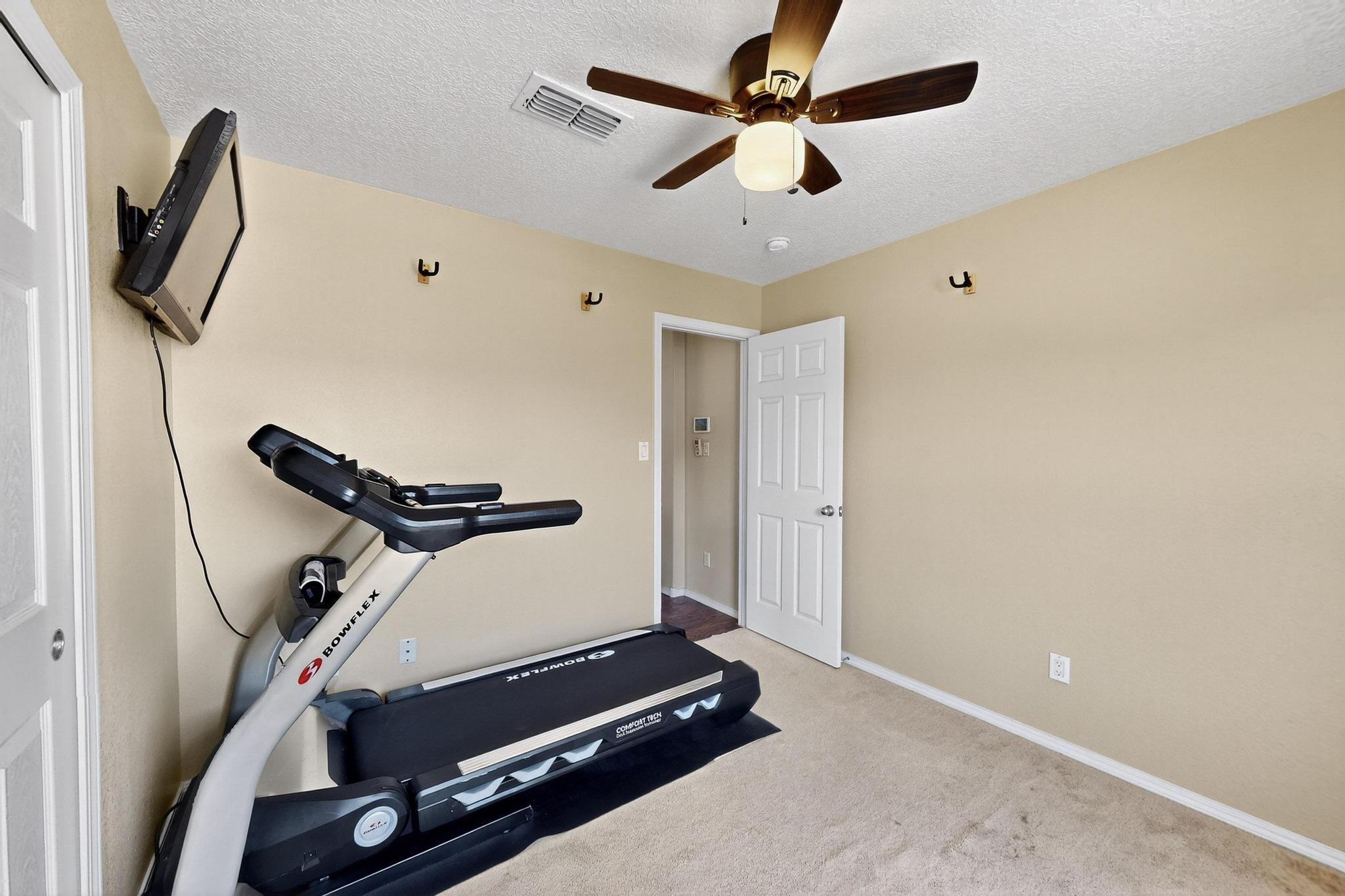 1223 Telstar Loop NW
